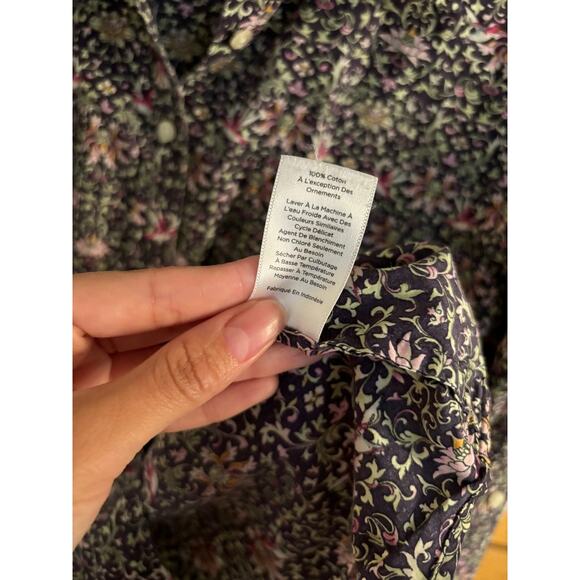 Talbots Top Women's 12 Petite Button Up Shirt Flowers Rolled Tabs Long Sleeves - Picture 8 of 9